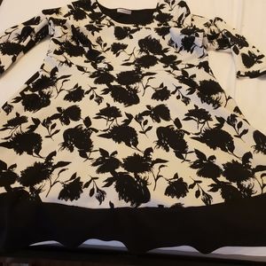 Gilli Andie textured knit long sleeve dress